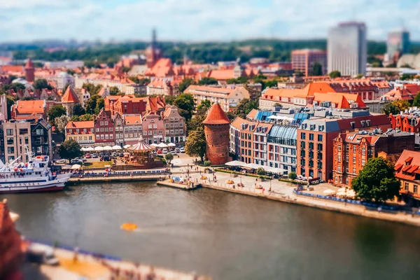 Stadsgezicht van de oude stad in Gdansk — Stockfoto