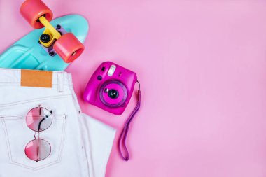 Beyaz kotlu yaz modamız