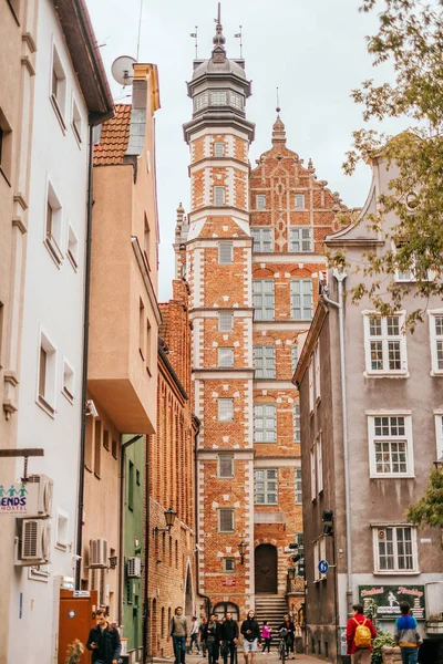 Arquitectura medieval del casco antiguo de Gdansk —  Fotos de Stock