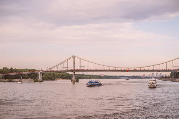 Il ponte Parkovy a Kiev — Foto Stock