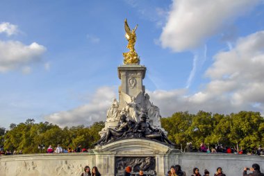 Londra, İngiltere, 30 Ekim 2012: Kraliçe Victoria Anıtı