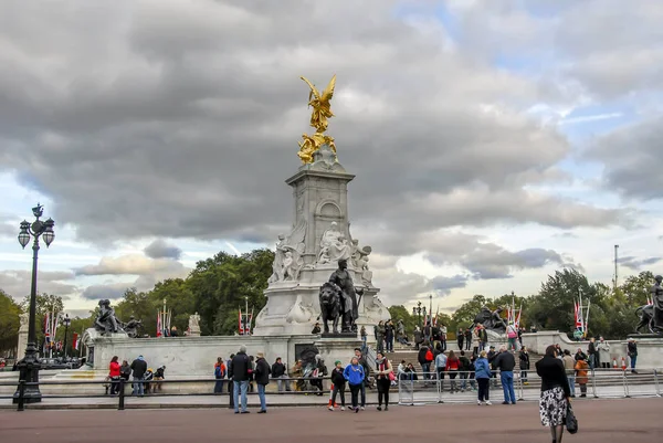 London, Großbritannien, 30. Oktober 2012: das Queen Victoria Memorial — Stockfoto