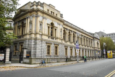 Dublin, İrlanda, 24 Ekim 2012: binalar ve sokak görünümü