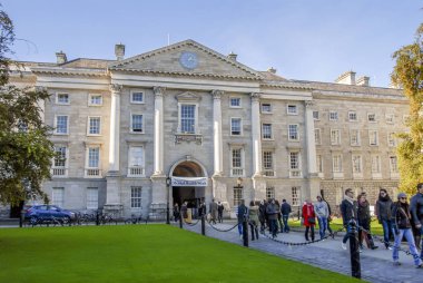 Dublin, İrlanda, 27 Ekim 2012: Trinity College Üniversitesi 