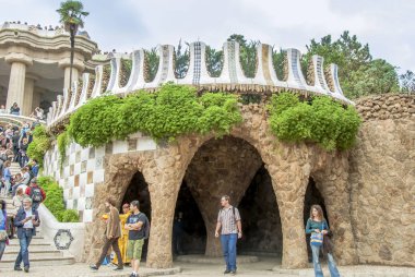 Barselona, İspanya, 28 Ekim 2011: Park Guell, balkon