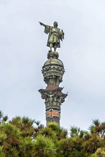 Barcelona, spanien, 28. oktober 2011: kolumbusdenkmal — Stockfoto