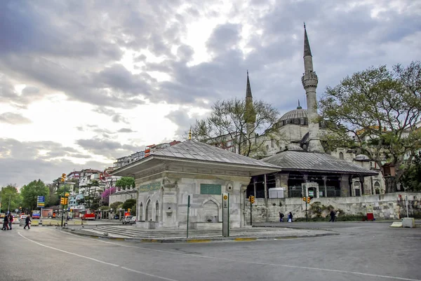 Istanbul, Turkiet, 8 maj 2009: Iii. Ahmet Gulnus Emetullah Sultan — Stockfoto