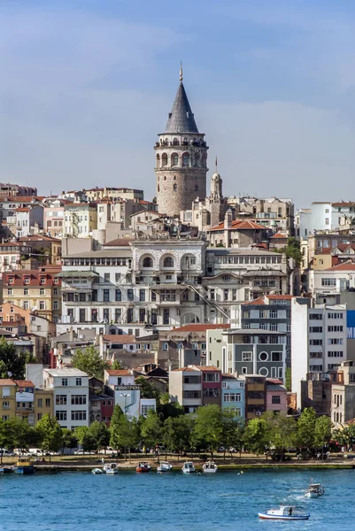 Istanbul, Turcja, 17 listopada 2006 r.: Wieża Galata w Kara — Zdjęcie stockowe