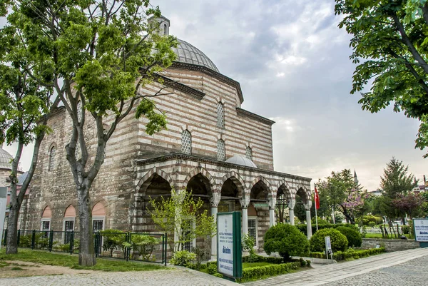 Istanbul, Turecko, 12 Květen 2016: Hurrem Sultan lázeň je otoman — Stock fotografie
