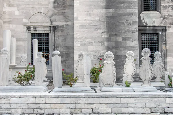 Suleymaniye Moschee ist eine osmanische Moschee im Bezirk eminonu — Stockfoto