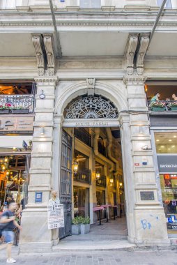 Istanbul, Türkiye, 8 Haziran 2018: Suriye geçiş, Istiklal Caddesi, B