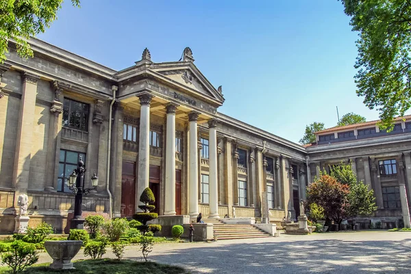 Istanbul, Türkiye, 30 Nisan 2008: Istanbul Arkeoloji Müzesi 