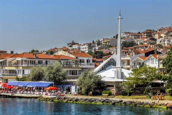 Istanbul, Turkey, 20 July 2011: Kinali Island, Princes Islands d — Stock Photo, Image