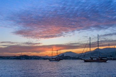 Bodrum, Türkiye, 24 Mayıs 2010: akşam Yelkenliler