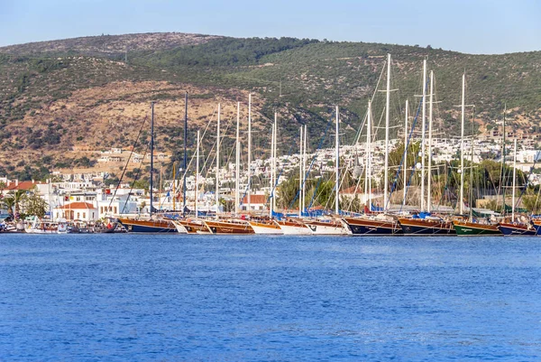 Bodrum, Turkije, 27 mei 2010: zeilboten in Marina — Stockfoto