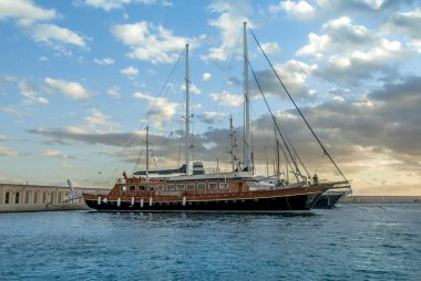 Bodrum, Türkiye, 20 Ekim 2010: Bodrum Kupası yarışları, ahşap Gulet 