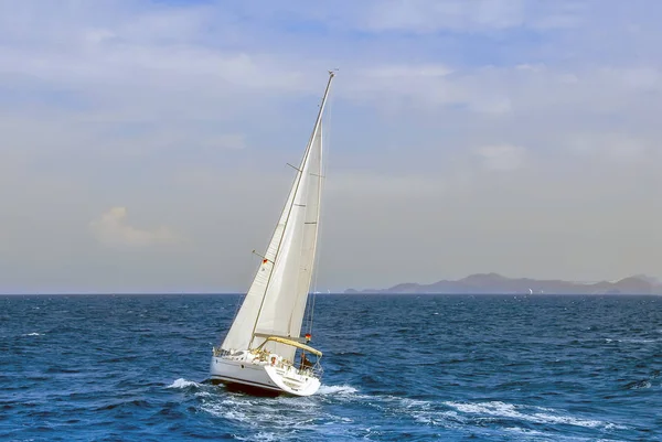 Kalimnos adası, Yunanistan; 22 Ekim 2010: Bodrum Kupası yarışları, Gule