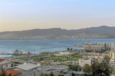 Izmir, Türkiye, 31 Mart 2010: Konak Meydanı