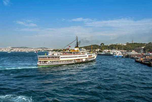 Istanbul, Turkey, 23 August 2018: Sirkeci Ship Port — Stock Photo, Image