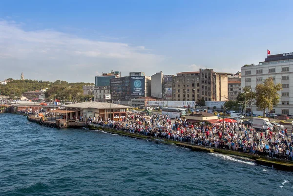 Estambul, Turquía, 23 de agosto de 2018: Puerto de buques Sirkeci —  Fotos de Stock