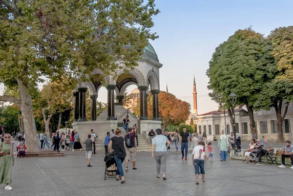 Istanbul, Turchia, 23 agosto 2018: Fontana tedesca a Sultanahmet — Foto Stock