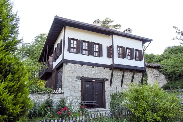 Karabuk, Turquie, 21 mai 2013 : Maison historique Rasitler Vineyard B — Photo