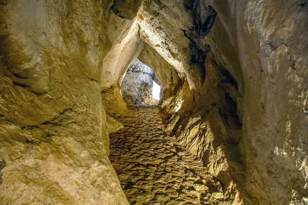 Karabük, Türkiye, 22 Mayıs 2013: Safranbolu, Mencilis Mağarası