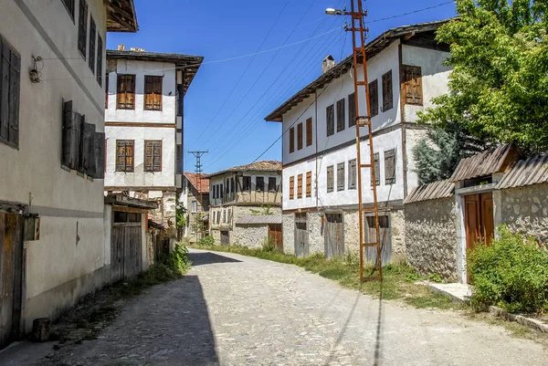 Karabuk, Turkiet, 22 maj 2013: historiska herrgårdar, Yoruk byn o — Stockfoto