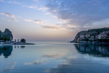 Bartın, Türkiye, 22 Mayıs 2013: deniz ve şehir, Amasra