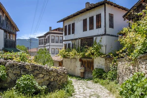 Karabük, Türkiye, 22 Mayıs 2013: kadın, Yoru tarihi Konakları