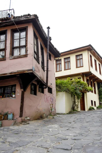 Bursa, Turquia, 29 de abril de 2012: Saltanat Kapi, mansões históricas — Fotografia de Stock