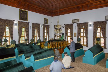 Bursa, Türkiye, 29 Nisan 2012: Üftade Camii, mezarları