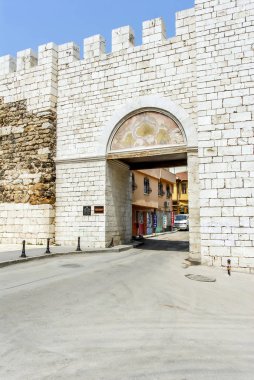 Bursa, Türkiye, 29 Nisan 2012: Yer kapı