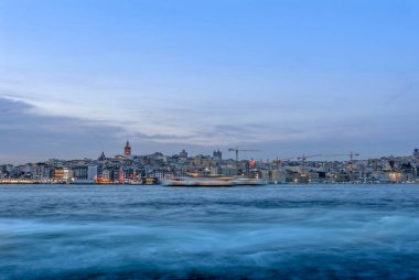 Istanbul, Türkiye, 29 Ocak 2019: Karaköy ve Galata Kulesi 