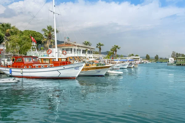 Muğla, Türkiye, 14 Mayıs 2012: Azmak akışı, Gökova Körfezi, A, tekneler