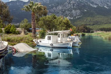 Muğla, Türkiye, 14 Mayıs 2012: Azmak akışı, Gökova Körfezi, A, tekneler