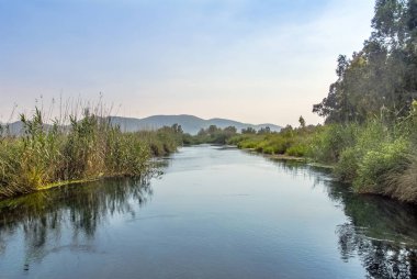 Muğla, Türkiye, 14 Mayıs 2012: Azmak akışı, Gökova Körfezi, Akyaka