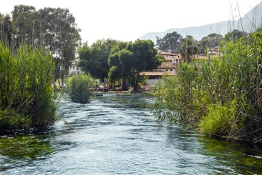 Muğla, Türkiye, 14 Mayıs 2012: Azmak akışı, Gökova Körfezi, Akyaka