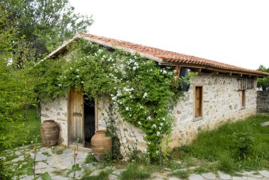 Muğla, Türkiye, 13 Mayıs 2012: Yerkesik evinde Kerimoğlu