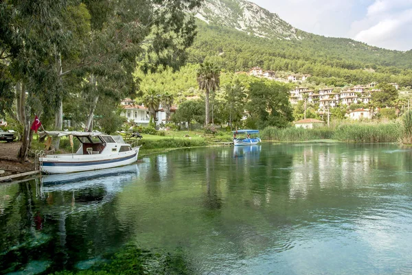 Mugla, Turkey, 14 May 2012: Boat at at Azmak Stream, Gokova Bay, Ak — стоковое фото