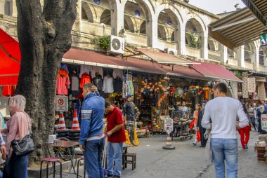 Istanbul, Türkiye, 3 Nisan 2014: HASIRCILAR ın Bazaarı, Eminönü