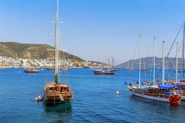 Bodrum, Turecko, 23 května 2011: Gulet dřevěných plachetnic v Cove K — Stock fotografie