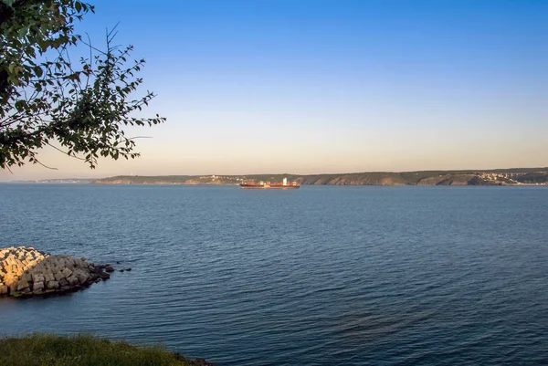 Istanbul, Türkiye, 9 Mayıs 2015: gemi, Karadeniz, Rumeli Feneri, 