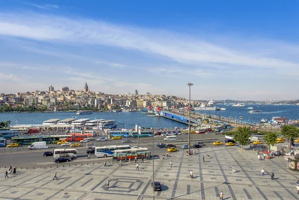 Istambul, Turquia, 11 de junho de 2007: Ponte Galata, Eminonu — Fotografia de Stock