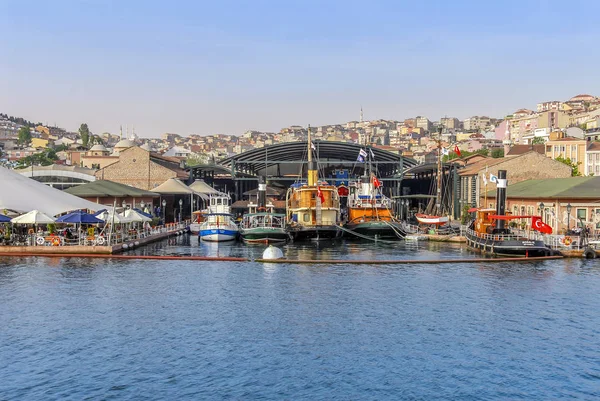 Стамбул, Турция, 17 мая 2015 г.: Корабли, Музей Рахми Кок, Золотой H — стоковое фото