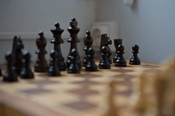 Vision of the black side of the chess game, with the pieces ordered, before starting the game