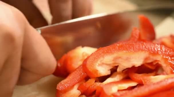 Hand Cutting Red Pepper Slices — Stock Video