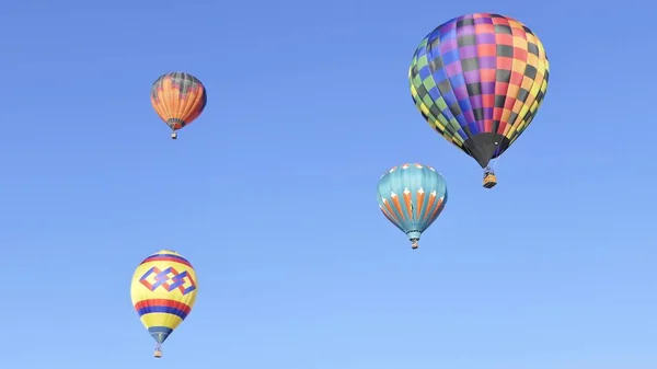 Πολύχρωμα Αερόστατα Επιπλέει Στο Φεστιβάλ Αερόστατο Αλμπουκέρκη — Φωτογραφία Αρχείου
