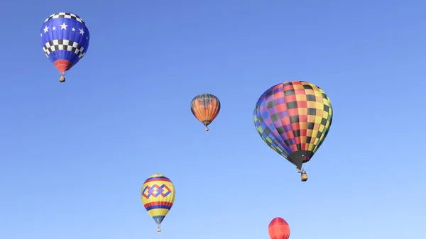 Albuquerque Balon Festivali Içinde Yüzen Renkli Sıcak Hava Balonları — Stok fotoğraf