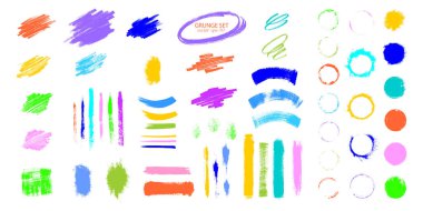 Çok renkli fırça darbeleri vektörü. Daha açık ve hissedilmiş kalem darbeleri. Dokulu etiketler, uzun afişler..